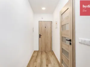 Pronájem bytu 2+kk, Krnov, SPC E, 40 m2