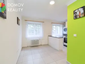 Prodej bytu 3+kk, Králův Dvůr, Pod Hájem, 57 m2