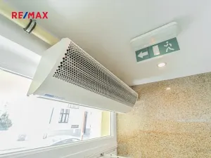 Pronájem kanceláře, Kladno, Osvoboz. pol. vězňů, 183 m2