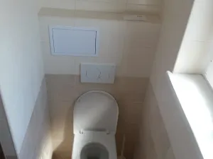 Pronájem bytu 1+kk, Praha - Vinohrady, Nad olšinami, 48 m2