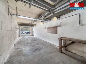 Prodej garáže, Praha - Malešice, Niederleho, 28 m2