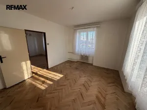 Prodej bytu 2+1, Hradec Králové, Průmyslová, 58 m2
