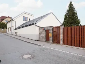 Prodej rodinného domu, Praha - Kyje, Hodějovská, 220 m2