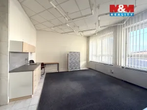 Pronájem obchodního prostoru, Ústí nad Orlicí, T. G. Masaryka, 28 m2