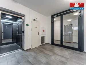 Prodej bytu 2+kk, Praha - Uhříněves, Karla Guta, 48 m2