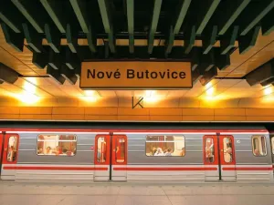 Pronájem kanceláře, Praha - Jinonice, Radlická, 1261 m2