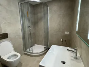 Pronájem bytu 1+kk, Praha - Hloubětín, Poděbradská, 42 m2