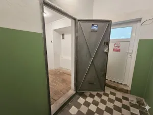 Pronájem skladu, Praha - Košíře, Vrchlického, 5 m2