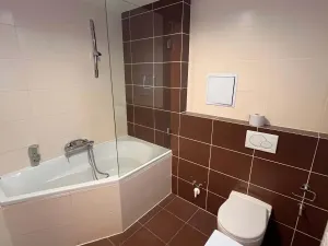 Pronájem bytu 1+kk, Praha - Suchdol, Suchdolské náměstí, 23 m2