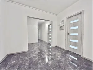 Pronájem bytu 4+1, Ústí nad Labem - Krásné Březno, V Oblouku, 81 m2