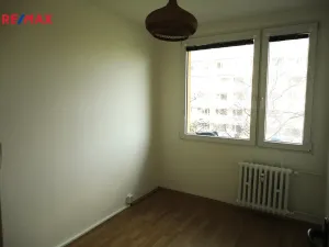 Pronájem bytu 3+1, Praha - Podolí, Kaplická, 56 m2