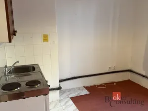 Pronájem bytu 1+kk, Praha - Střešovice, Farní, 19 m2