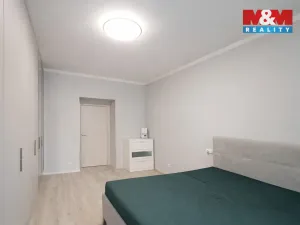Prodej bytu 2+kk, Praha - Holešovice, V háji, 49 m2