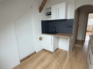 Pronájem bytu 3+1, Praha - Břevnov, Tomanova, 80 m2