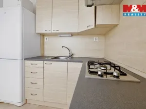 Prodej bytu 1+1, Ostrava - Poruba, Ježkova, 27 m2