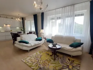 Prodej vily, Svárov, 326 m2