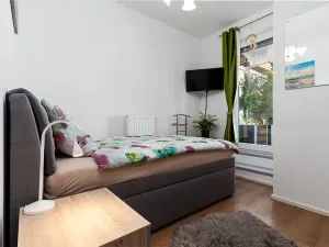 Prodej bytu 3+kk, Praha - Hlubočepy, Geologická, 64 m2