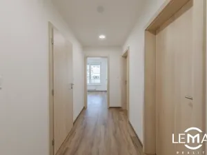 Pronájem bytu 2+kk, Olomouc, Janského, 59 m2