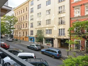 Pronájem bytu 2+kk, Praha - Vinohrady, Americká, 35 m2