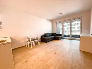 Pronájem bytu 1+kk, Praha - Hloubětín, Poděbradská, 33 m2
