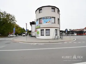 Pronájem kanceláře, Tábor, Husovo nám., 45 m2