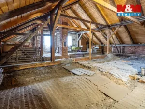 Prodej rodinného domu, Nové Město nad Metují - Krčín, 1. máje, 205 m2