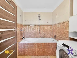 Prodej bytu 3+1, Bojkovice, Fučíkova čtvrť, 61 m2