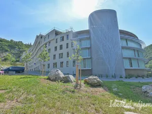 Pronájem bytu 2+kk, Brno, Bystrcká, 57 m2