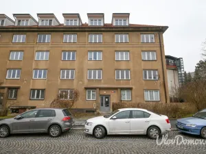 Prodej bytu 2+1, Praha - Dejvice, Šárecká, 56 m2