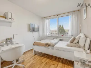 Prodej bytu 3+1, Praha - Lhotka, Mezilesní, 64 m2