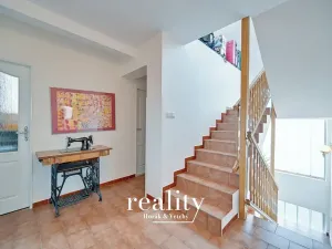 Prodej rodinného domu, Znojmo, 480 m2