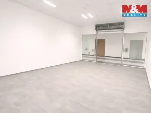 Pronájem obchodního prostoru, Benešov, Vnoučkova, 23 m2