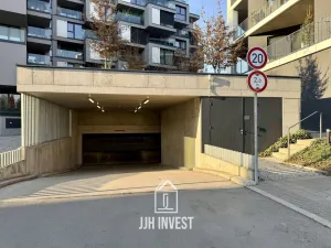 Pronájem garáže, Praha - Strašnice, Ramonova, 15 m2