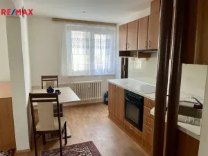 Pronájem bytu 3+kk, Zlín - Malenovice, Husova, 72 m2