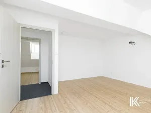 Pronájem kanceláře, Pardubice, Chrudimská, 149 m2