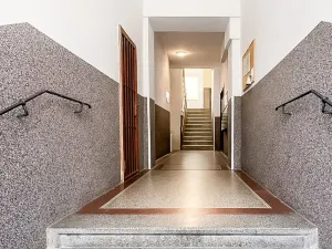 Pronájem bytu 2+kk, Praha - Michle, Nuselská, 56 m2