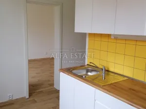 Pronájem bytu 3+1, Chodov, 1. máje, 72 m2