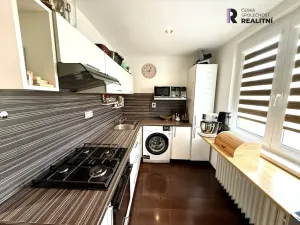 Prodej bytu 3+1, Habartov, Karla Čapka, 73 m2