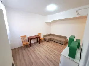 Pronájem bytu 1+kk, Praha - Vysočany, U vinných sklepů, 28 m2