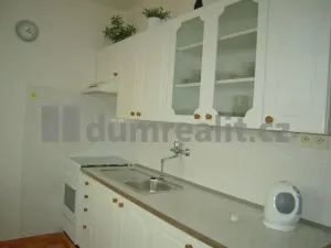 Pronájem bytu 2+1, Praha - Malešice, Skřivanská, 56 m2