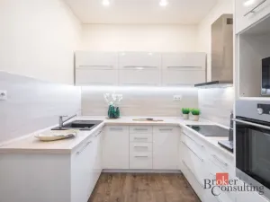 Pronájem bytu 3+kk, Plzeň - Jižní Předměstí, Máchova, 74 m2