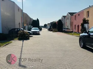 Pronájem rodinného domu, Praha - Uhříněves, Vlárská, 100 m2