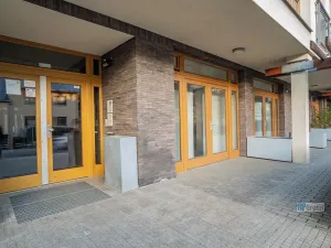 Pronájem obchodního prostoru, Praha - Hlubočepy, Hlubočepská, 104 m2