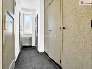 Prodej bytu 2+1, Ostrov, Horská, 63 m2