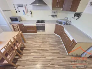 Prodej bytu 2+1, Hradec Králové - Nový Hradec Králové, třída Edvarda Beneše, 81 m2