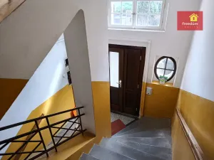 Prodej bytu 2+1, Teplice, Novákova, 78 m2