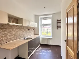 Prodej bytu 1+kk, Svoboda nad Úpou, Pietteho nám., 38 m2