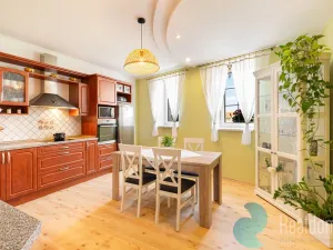 Prodej rodinného domu, Ponědrážka, 165 m2