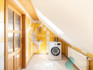 Prodej rodinného domu, Ponědrážka, 165 m2
