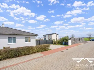 Prodej bytu 3+kk, Veliká Ves, Slunečná, 71 m2